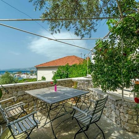Apartments Doria - 20M From Beach Трогир Экстерьер фото